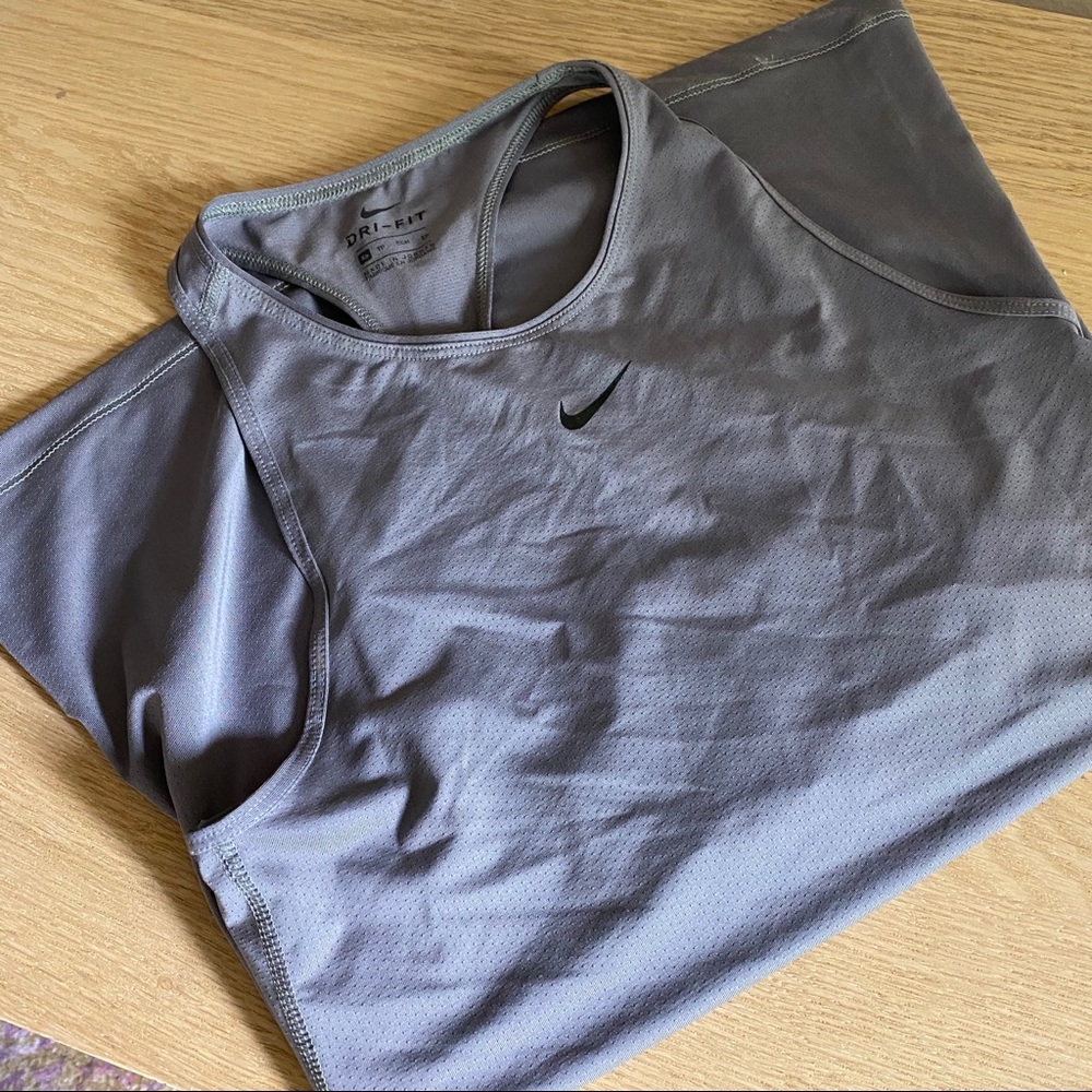 Dri fit Nike top